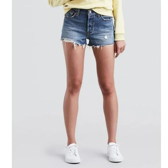 NWT Levi's Women's 501 Denim Jean Shorts Size 25 Style CW-4217