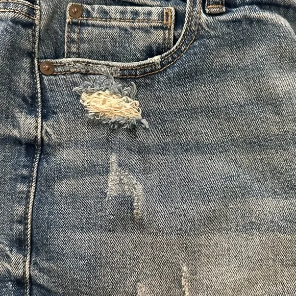 NWT Pistola Nova Distressed Denim Shorts Size 26