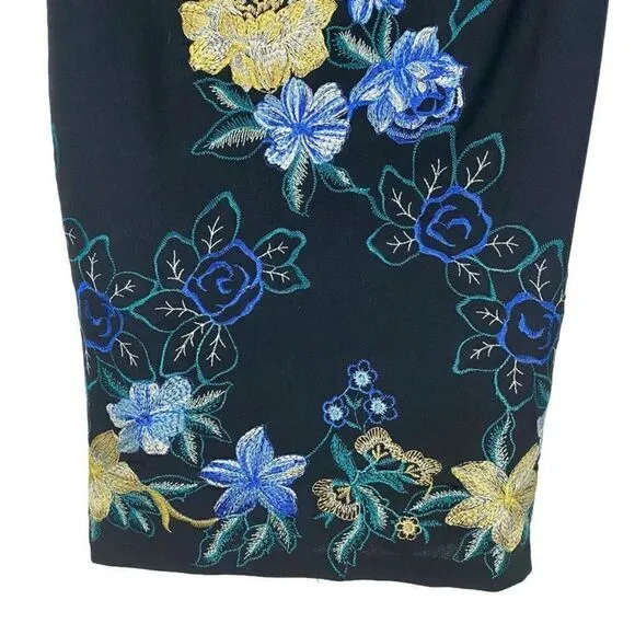 NWT Thalia Sodi Embroidered Floral Shift Dress Sm