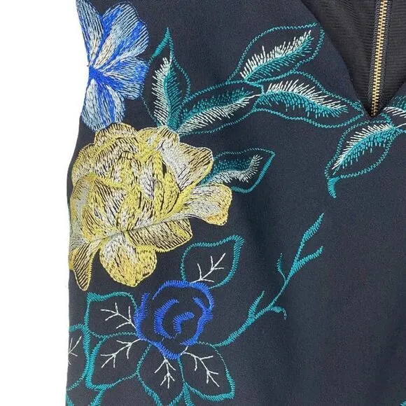 NWT Thalia Sodi Embroidered Floral Shift Dress Sm