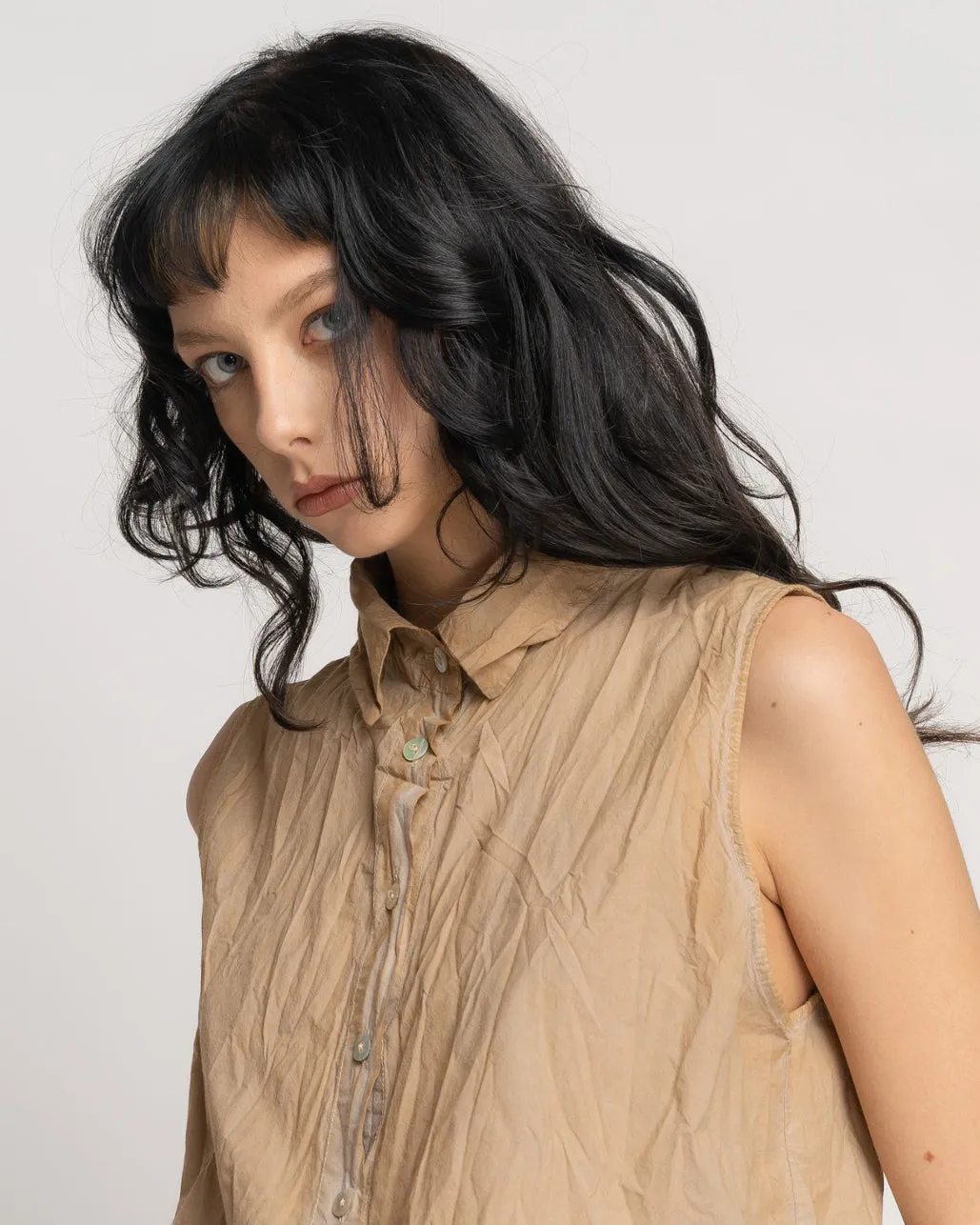 Organic Cotton Washed Button Up Crinkle Sleevless Shirt