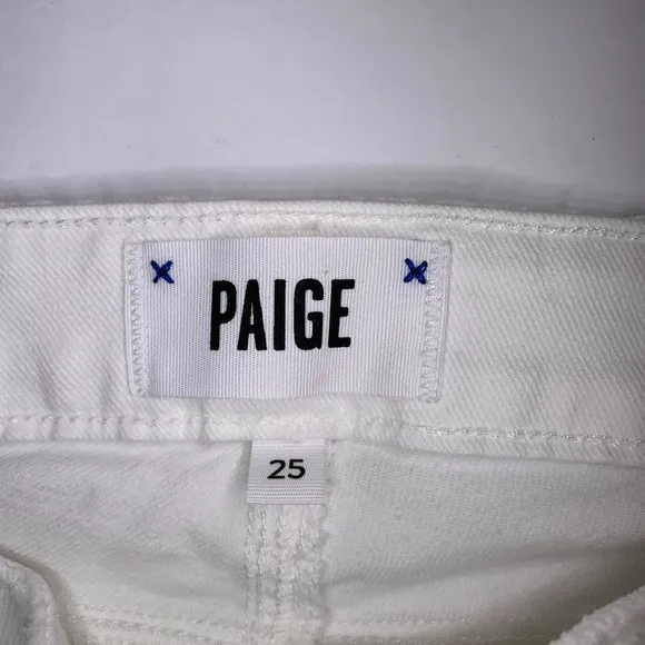 PAIGE DENIM Jax Knee Short cut off edition in crisp white size 25