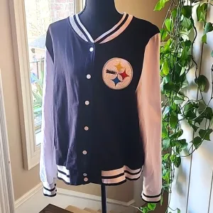 Pittsburgh Steelers Varsity Style Snap Up Front Blk/Wht Jacket
