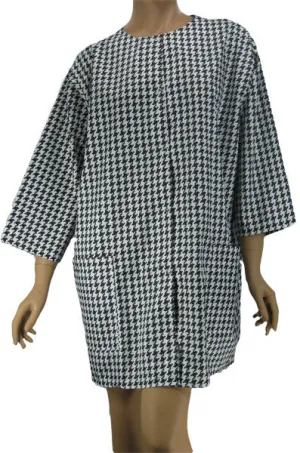 Plus Size Hairdresser Jacket In Houndstooth