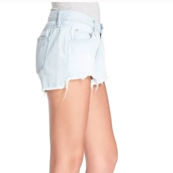 Rag &amp; Bone Cut Off Denim Shorts in Ashling Wash Sz 26