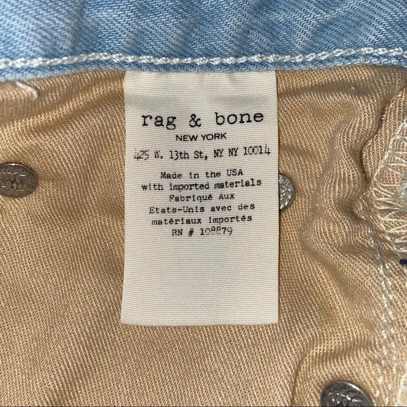 Rag &amp; Bone Cut Off Denim Shorts in Ashling Wash Sz 26