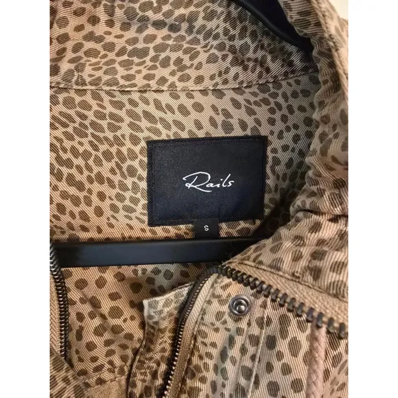 Rails Tawny Leopard Print Jacket Size Small