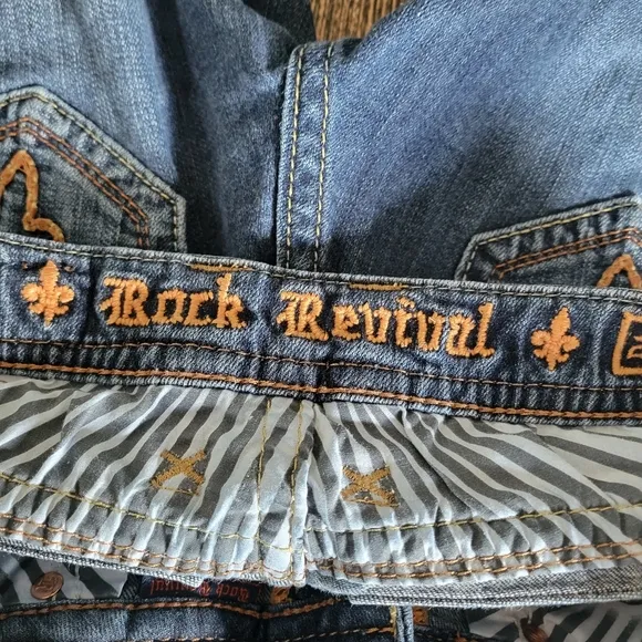 ROCK REVIVAL Jessica Cut Off Denim Jean Shorts Size 28