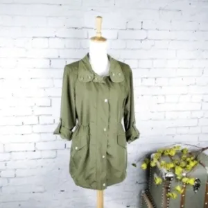 Sanctuary Lightweight Anorak Jacket in Green Size Medium