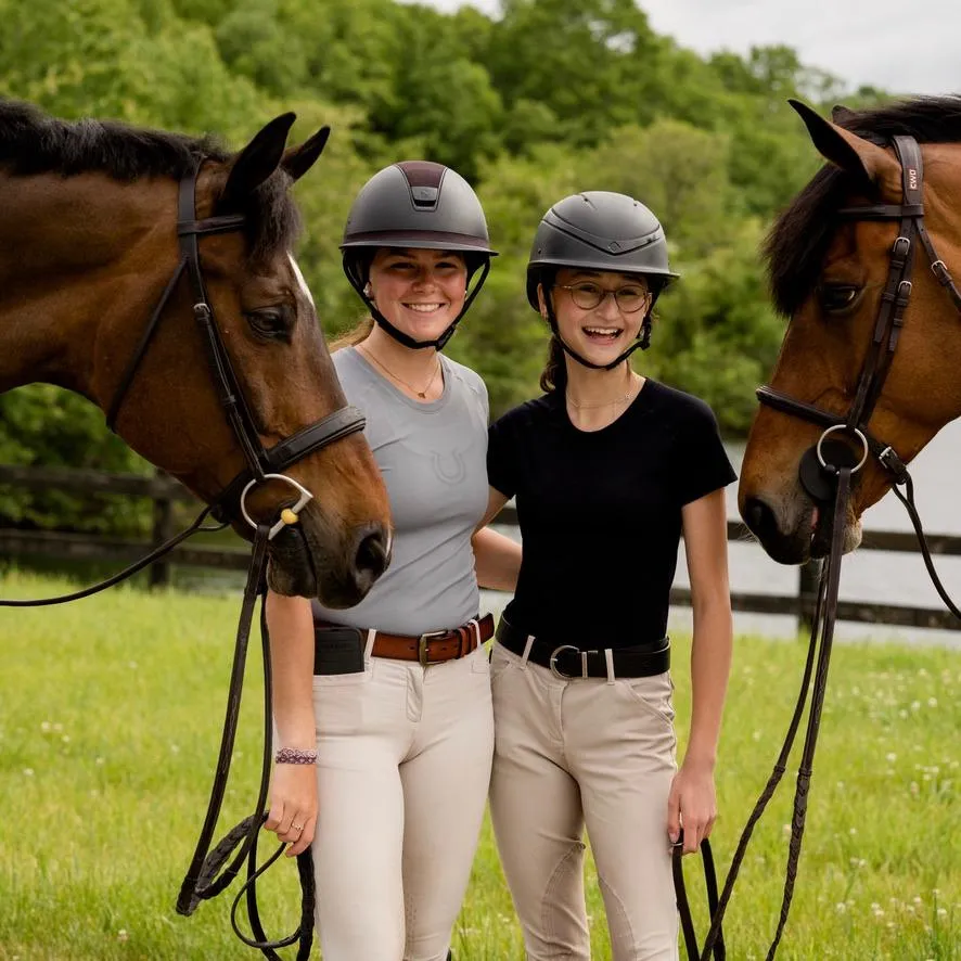 Short Sleeve Seamless Schooling Top - Studio Sample