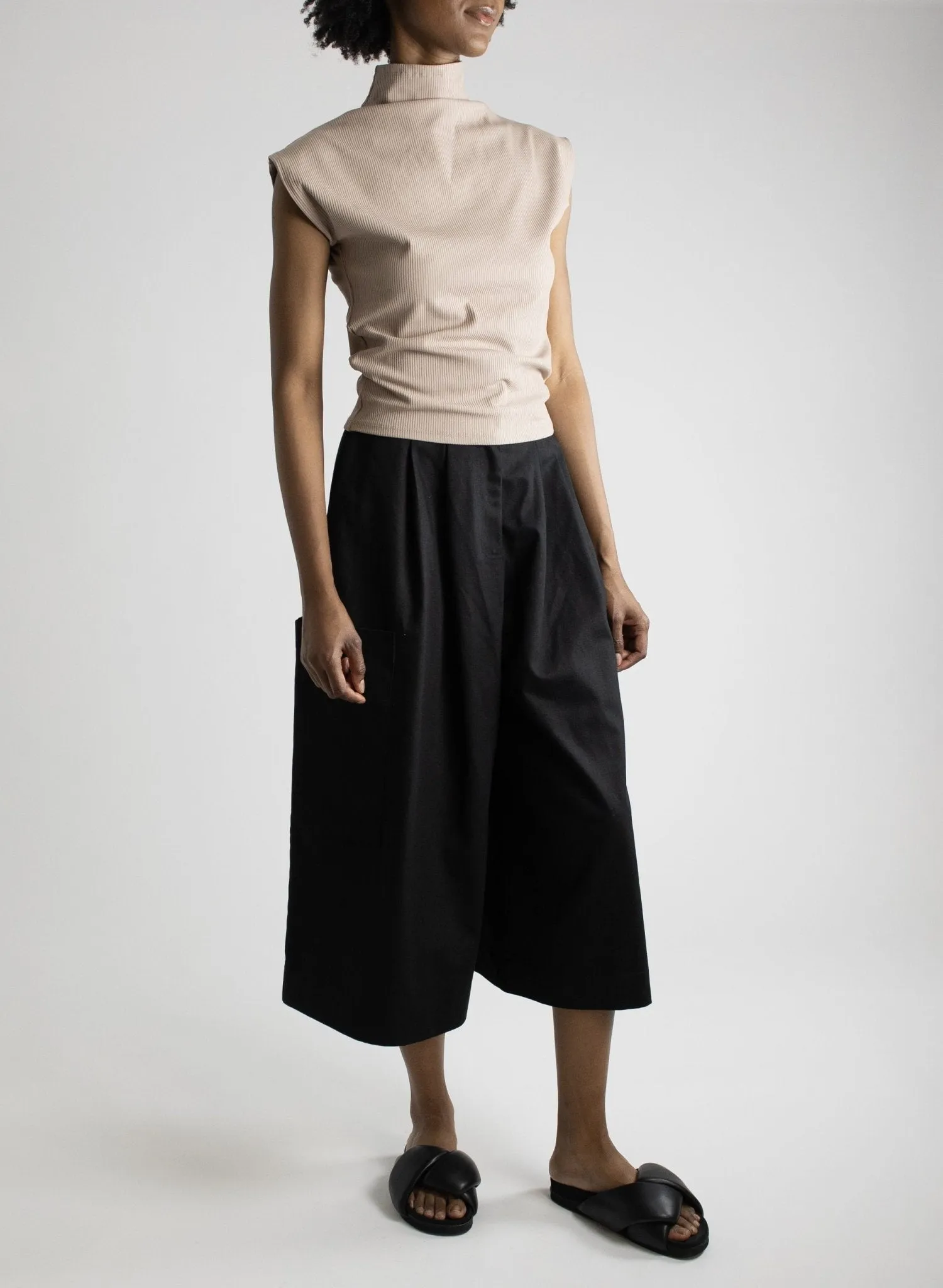 Sleeveless Skinny Top - Sand