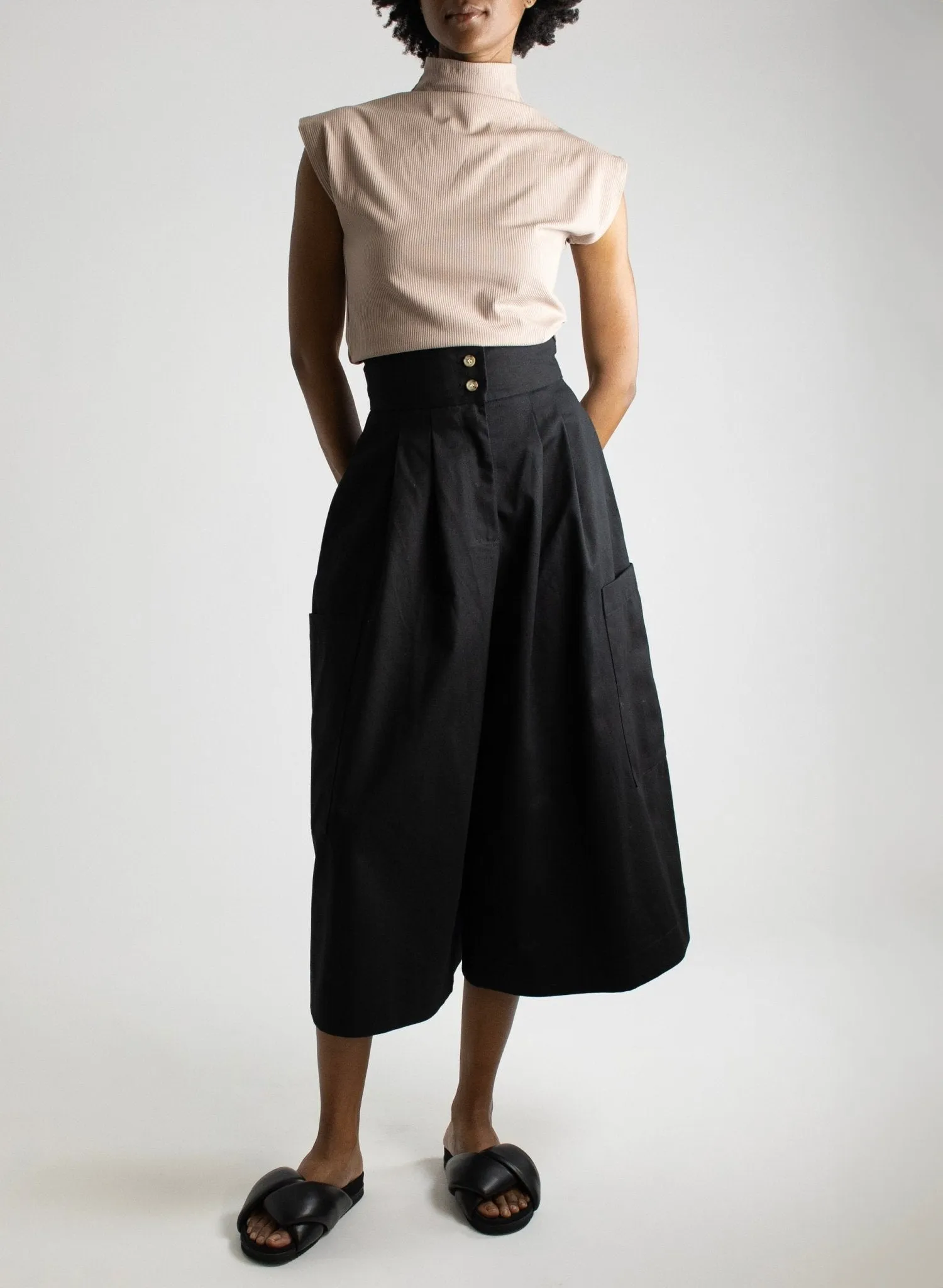 Sleeveless Skinny Top - Sand