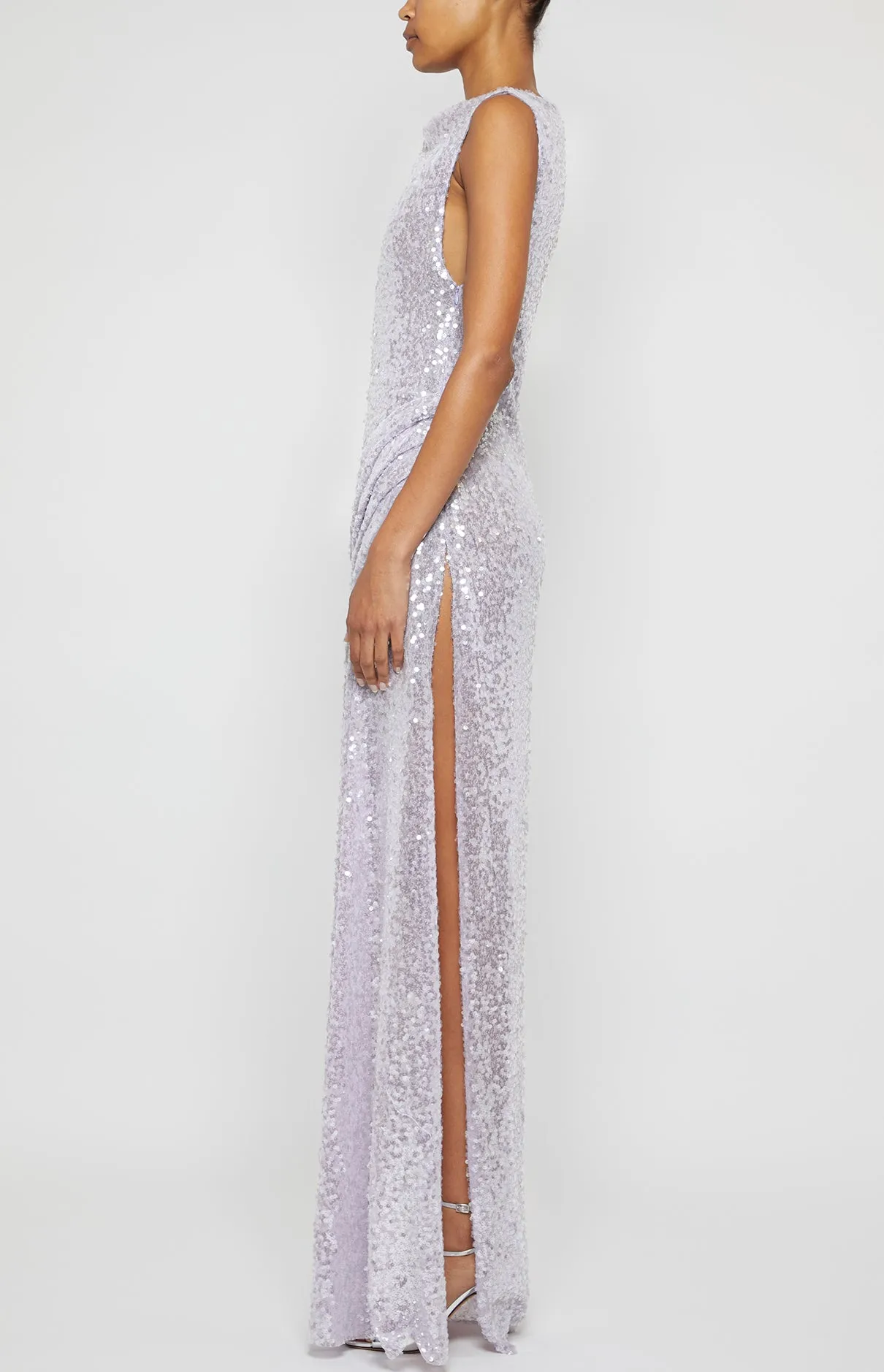 V-NECK SIDE RUCHED SHIFT DRESS