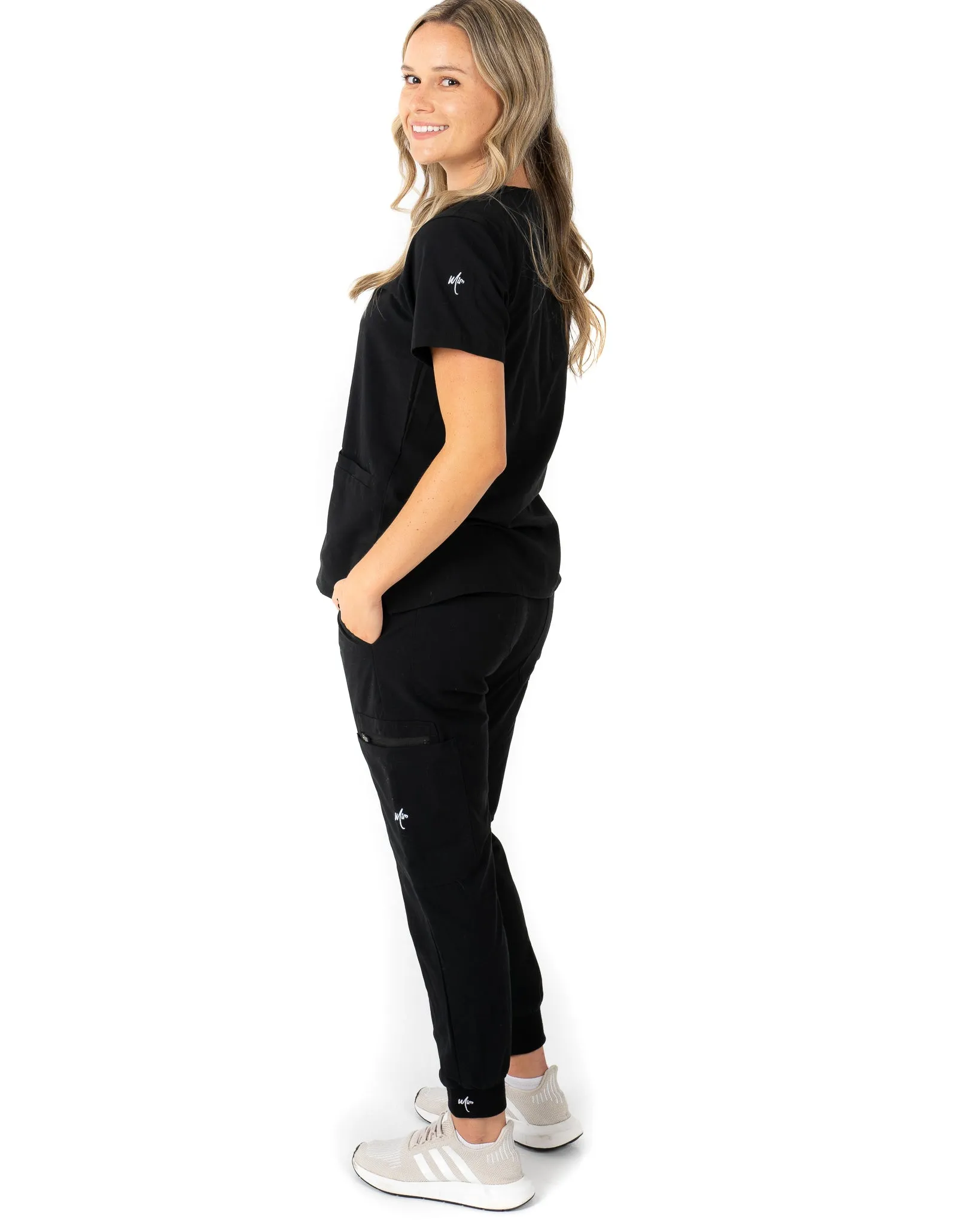 Women's 2 Pocket Scrub Top - Amber