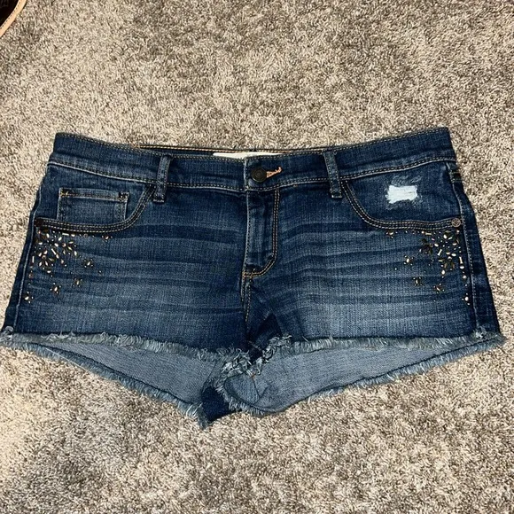 WOMENS ABERCROMBIE AND FIT RAW HEM DENIM BEADED Y2K SHORTS SIZE 6