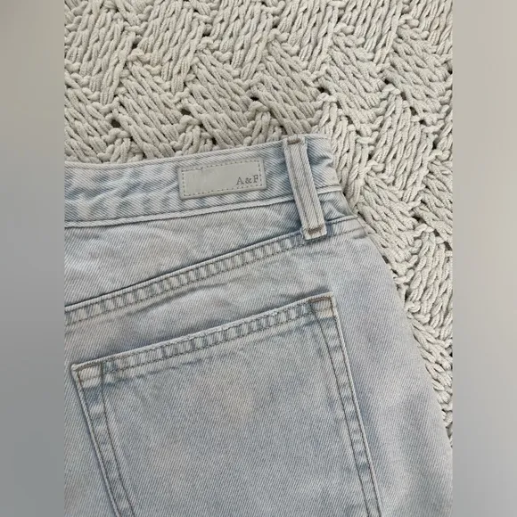 Women’s Abercrombie high-rise shorts