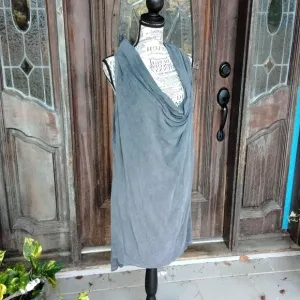 Women's EUC Tina  Jo Gray Cowl neck Midi Shift Dress Size M