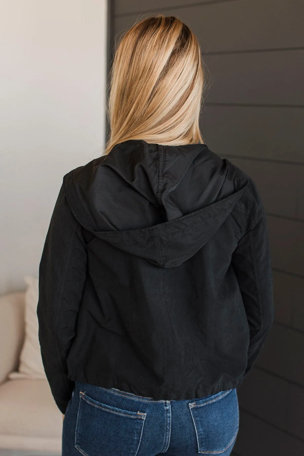 World Wide Adventure Lightweight Jacket- Black