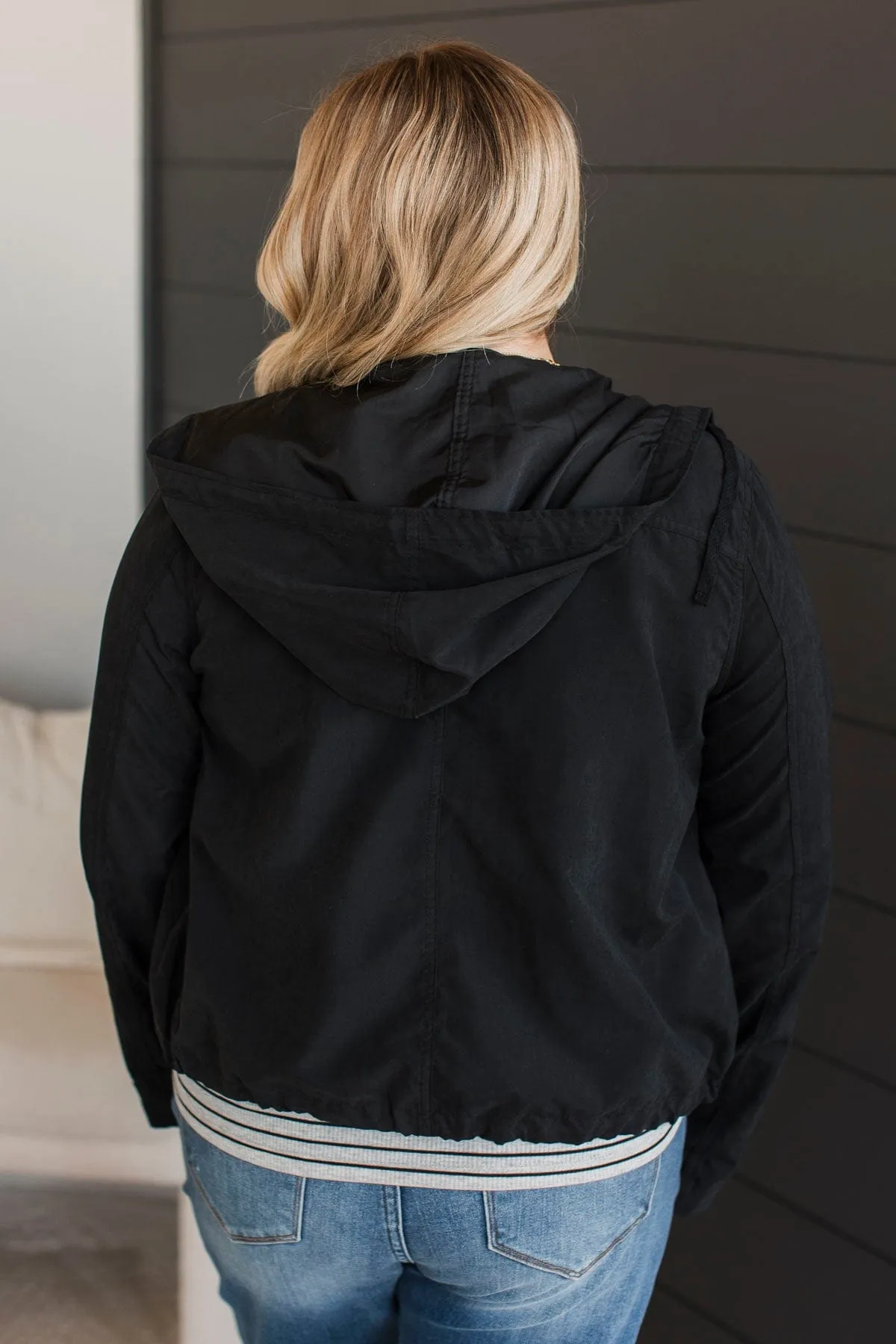 World Wide Adventure Lightweight Jacket- Black